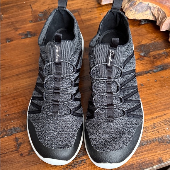 Skechers Charcoal Slip On Sneakers 9 - Picture 3 of 6